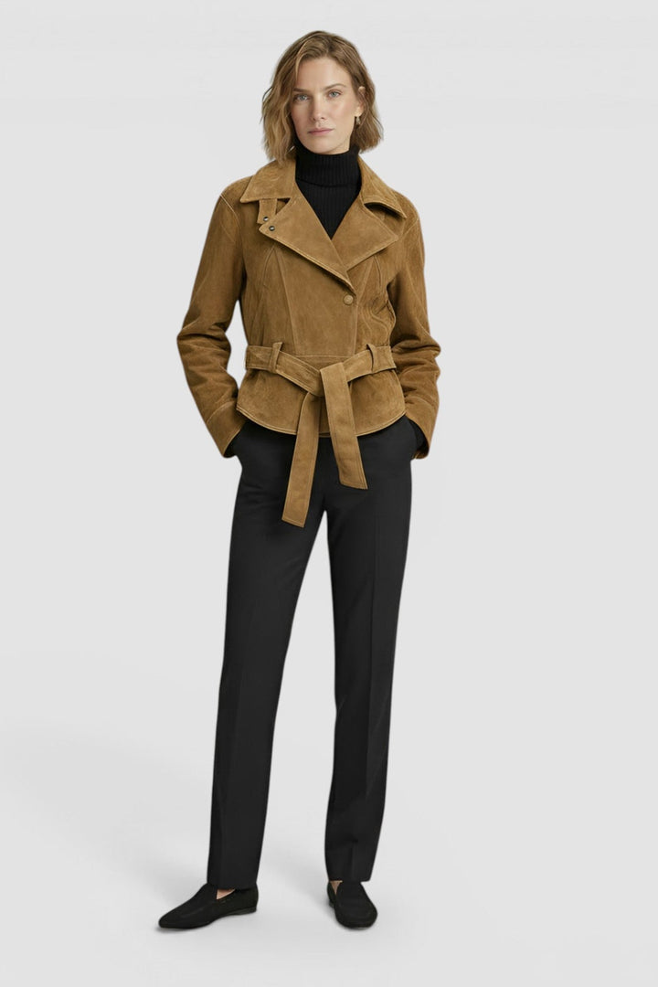ADELINE - Model in camel suede jacket, black turtleneck, and black trousers