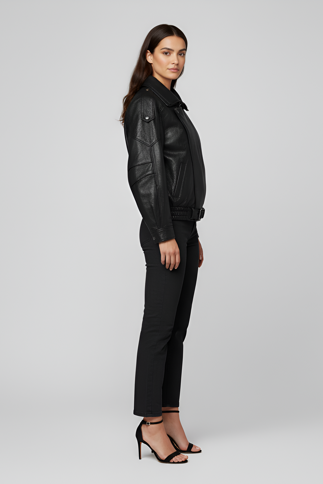 Billie - Oversize Bubble Jacket, black leather, model side view