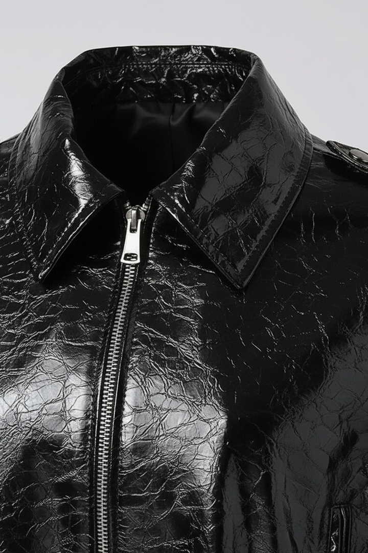 CAMDEN - Cropped Patent Leather - patent collar, luxury detail, precise stitching