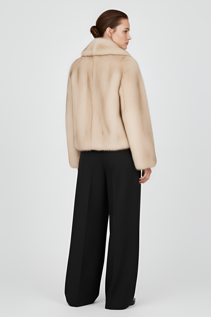 Dalvyn faux fur short jacket – the ARVELLE edition brings cropped elegance, soft warmth, and modern luxury to every winter outfit.