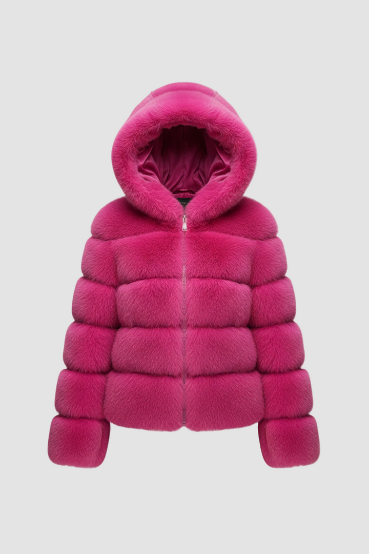 Close-up of the FERALYN jacket’s faux fur hood and plush detailing.