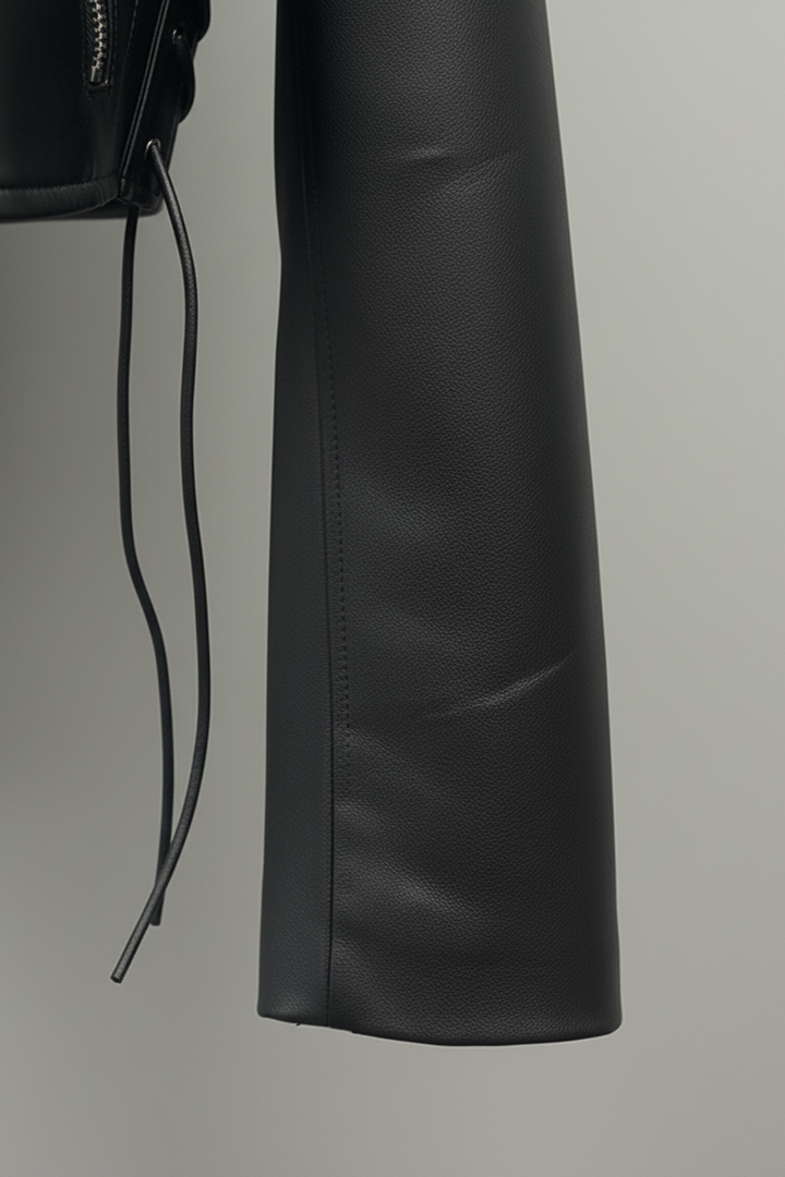 DAKOTA - Cropped Motorcycle Jacket, Black Leather, Sleeve Detail