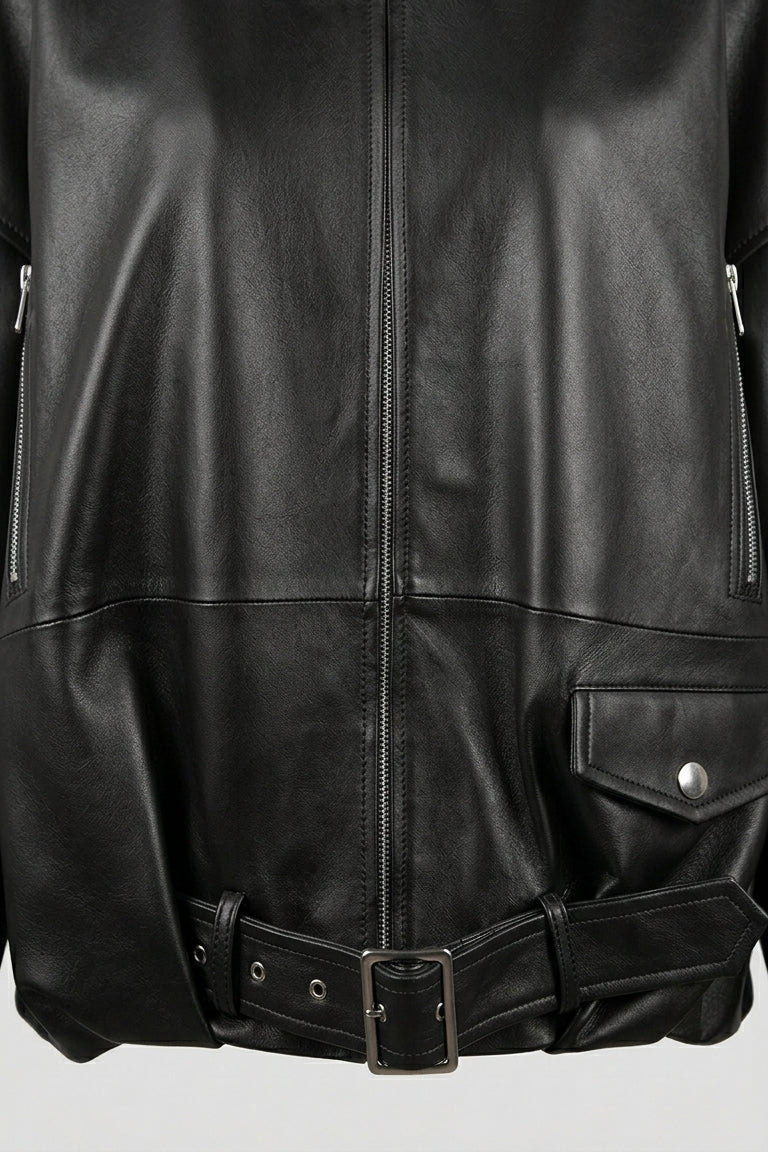 DELILAH - Black leather jacket, close-up on front details and belt