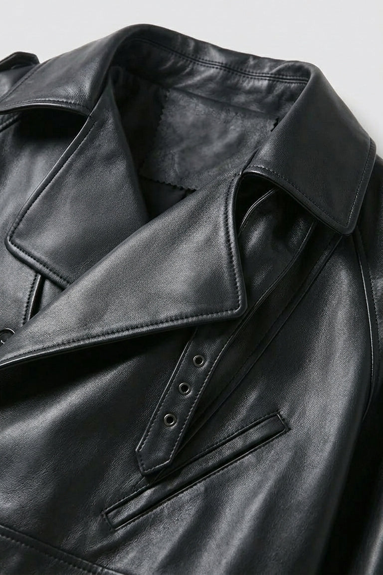 SCARLETT - Black leather jacket, collar detail, lapel