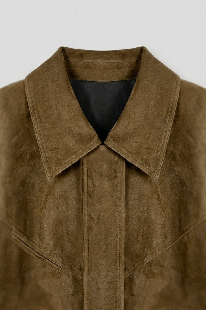 SIENNA - Jacket Collar Detail