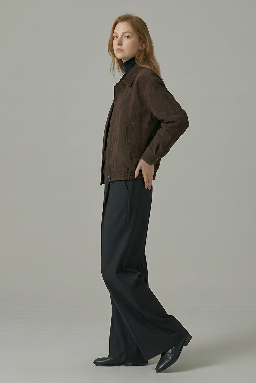 SIENNA - Model in Jacket Side Profile