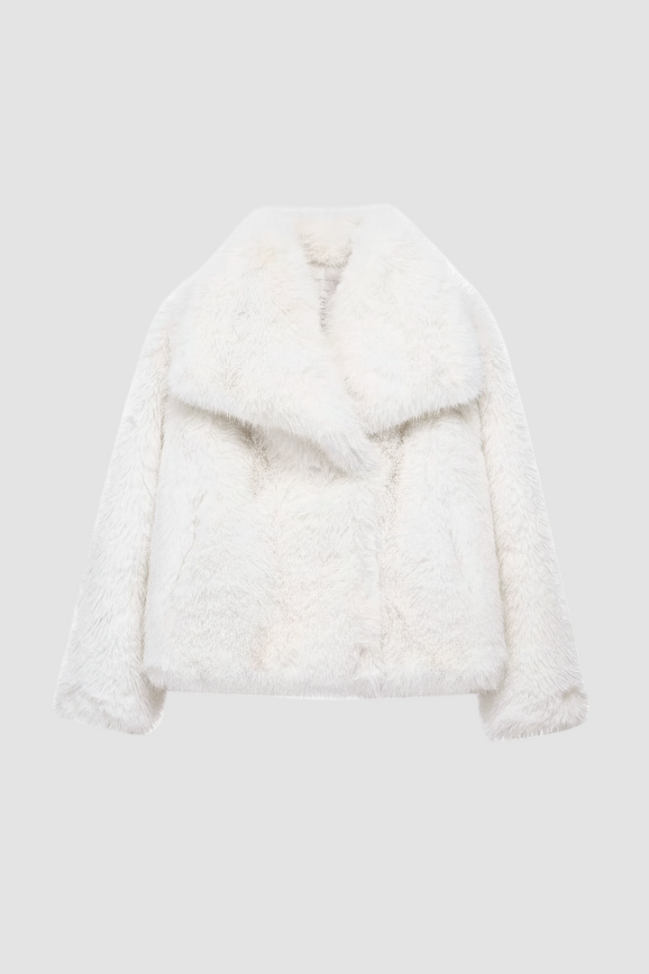 Variant in pure white.