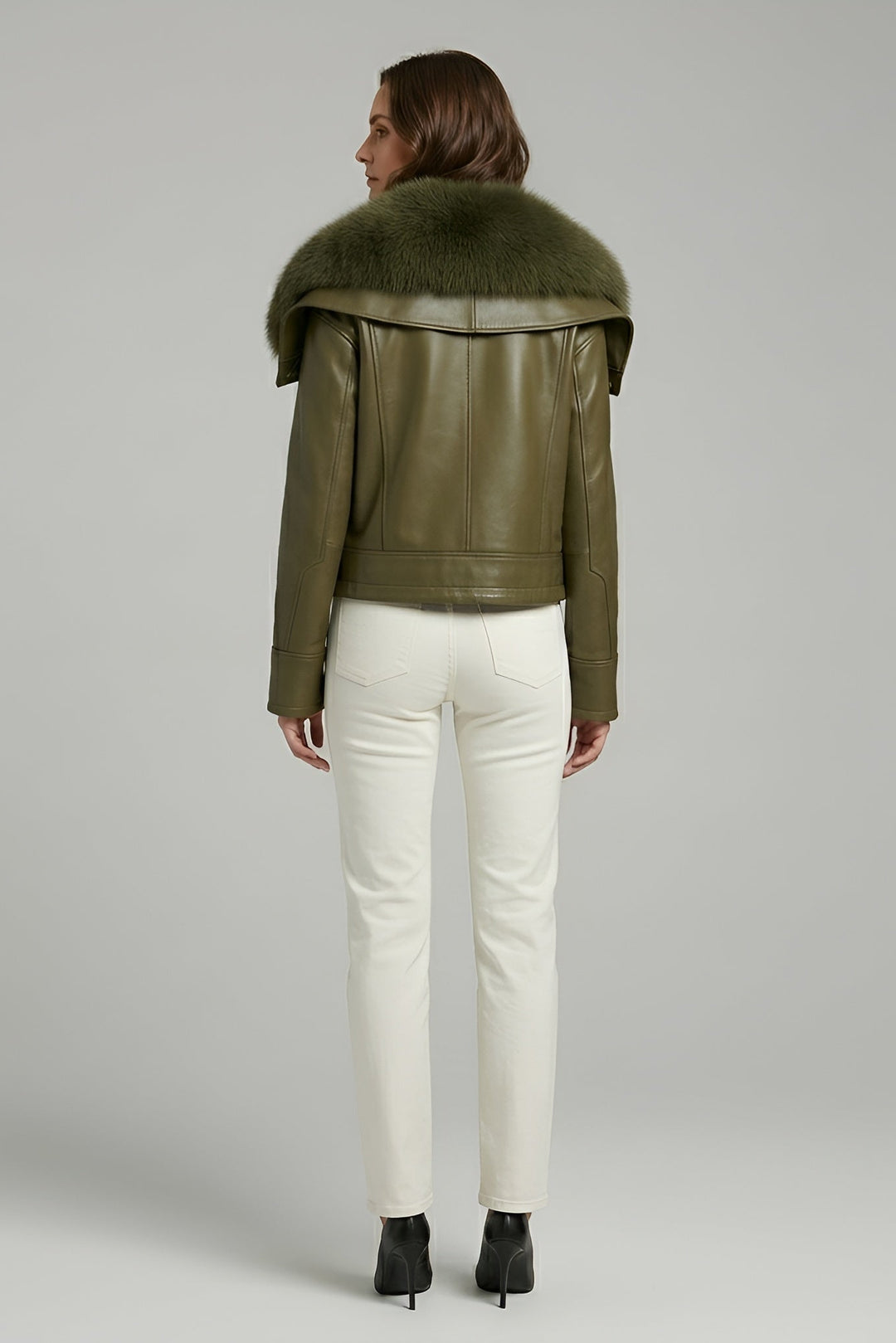 WAVERLY - Green leather jacket with fluffy fur collar, back view
