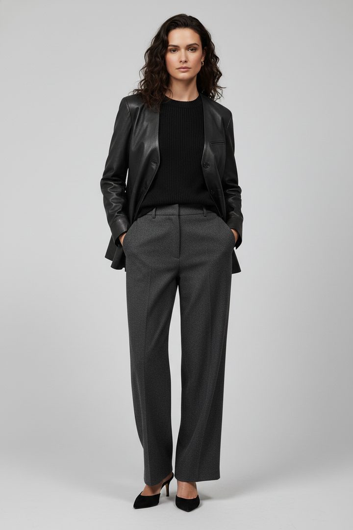 AVERY - V-Neck Sheepskin - black, V-neck, tailored, luxury full body shot