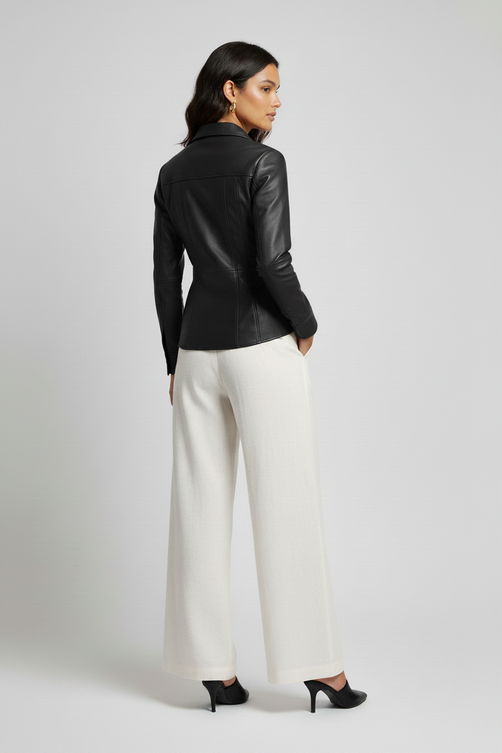ELEANOR – Single-Breasted - black shoes quiet luxury