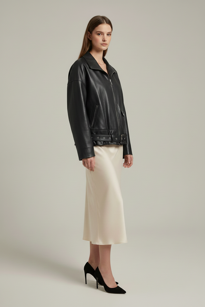 VALERIE - OVERSIZED PLEAT - black quiet luxury blazer, side view